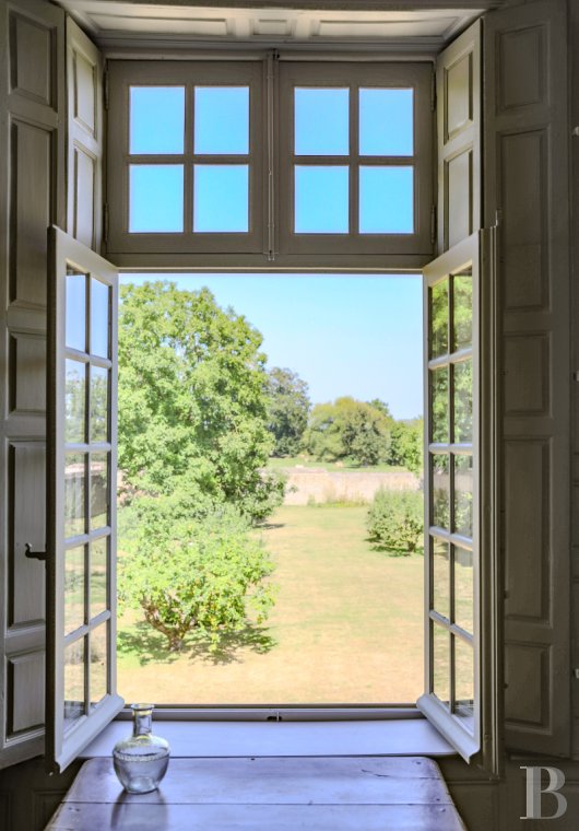 A château and its outbuildings in walled grounds to the north-east of Falaise, in Calvados - photo  n°24
